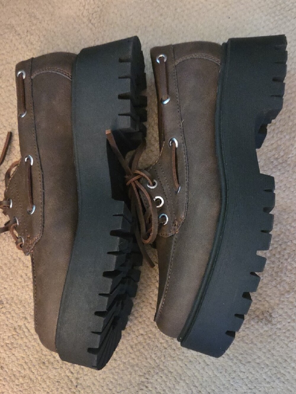 No Boundaries Women’s Brown Lace-Up Boat Shoes with Black Lug Sole Sz 9 - Picture 6 of 11